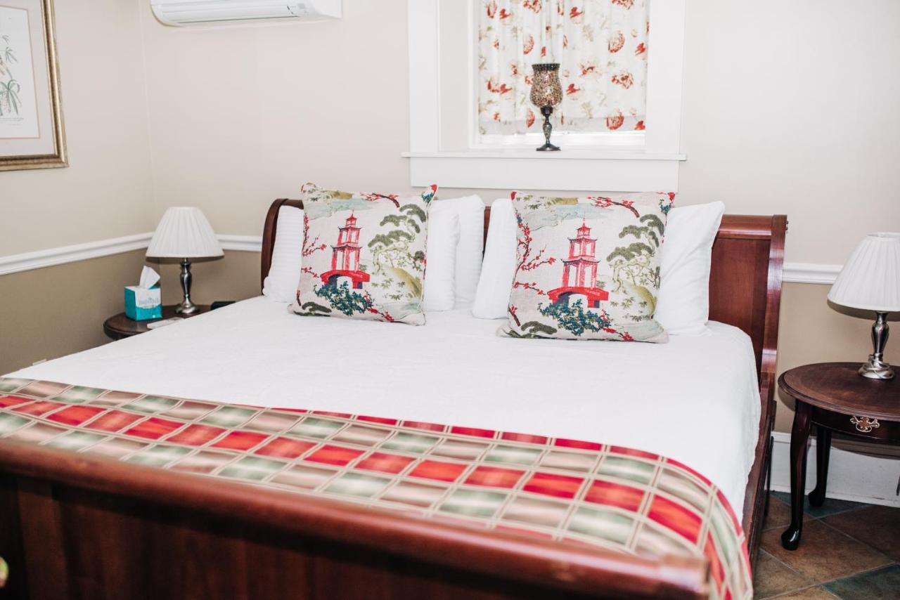 Benn Conger Inn Groton エクステリア 写真