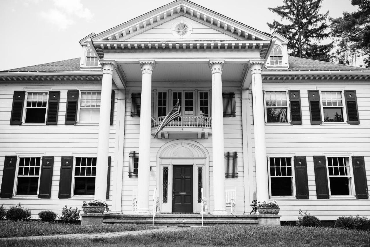 Benn Conger Inn Groton エクステリア 写真
