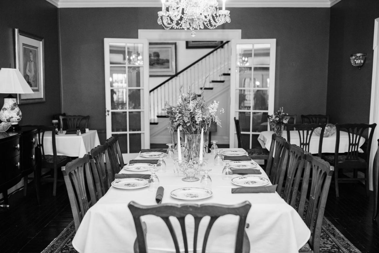 Benn Conger Inn Groton エクステリア 写真