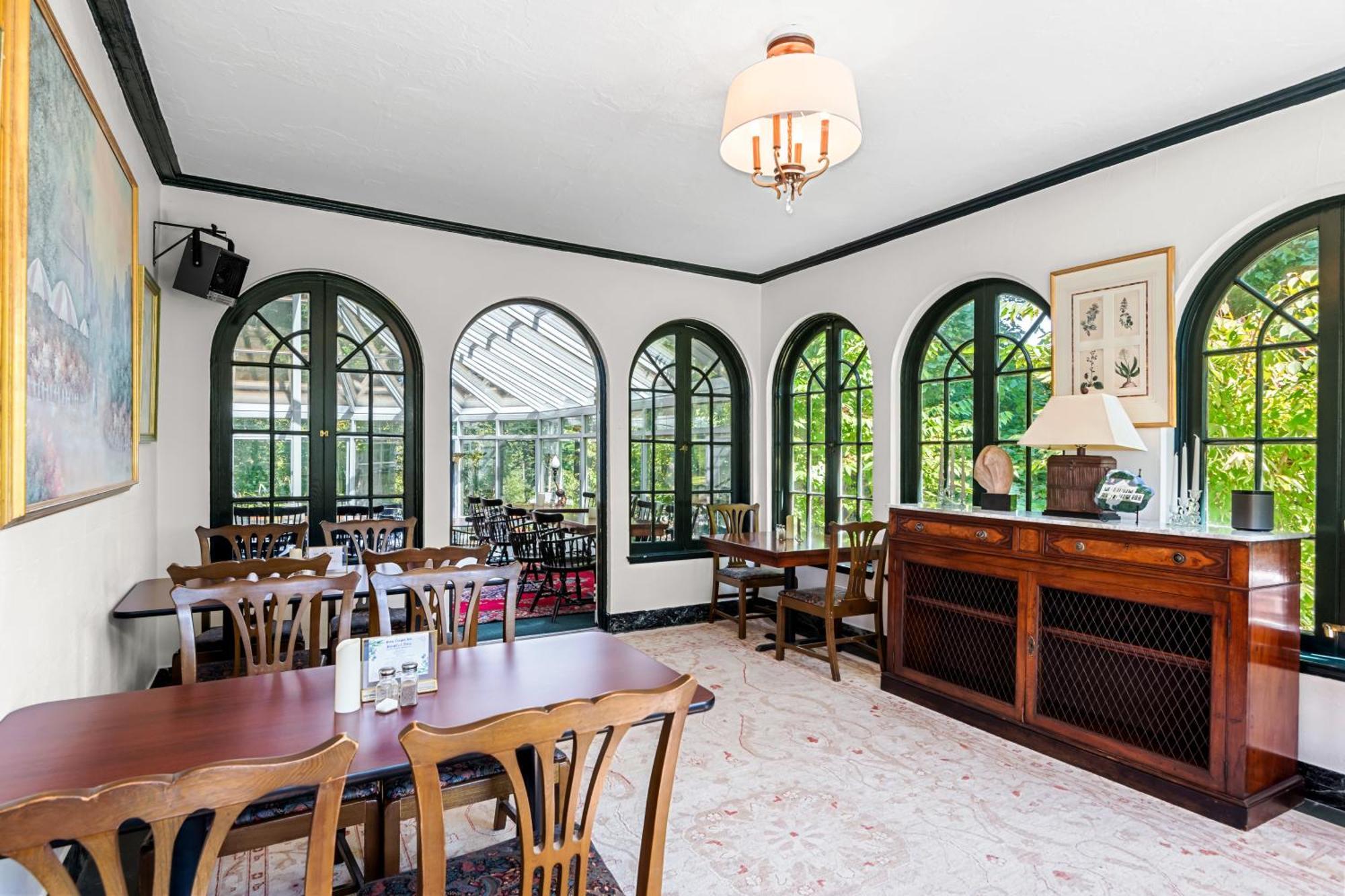 Benn Conger Inn Groton エクステリア 写真