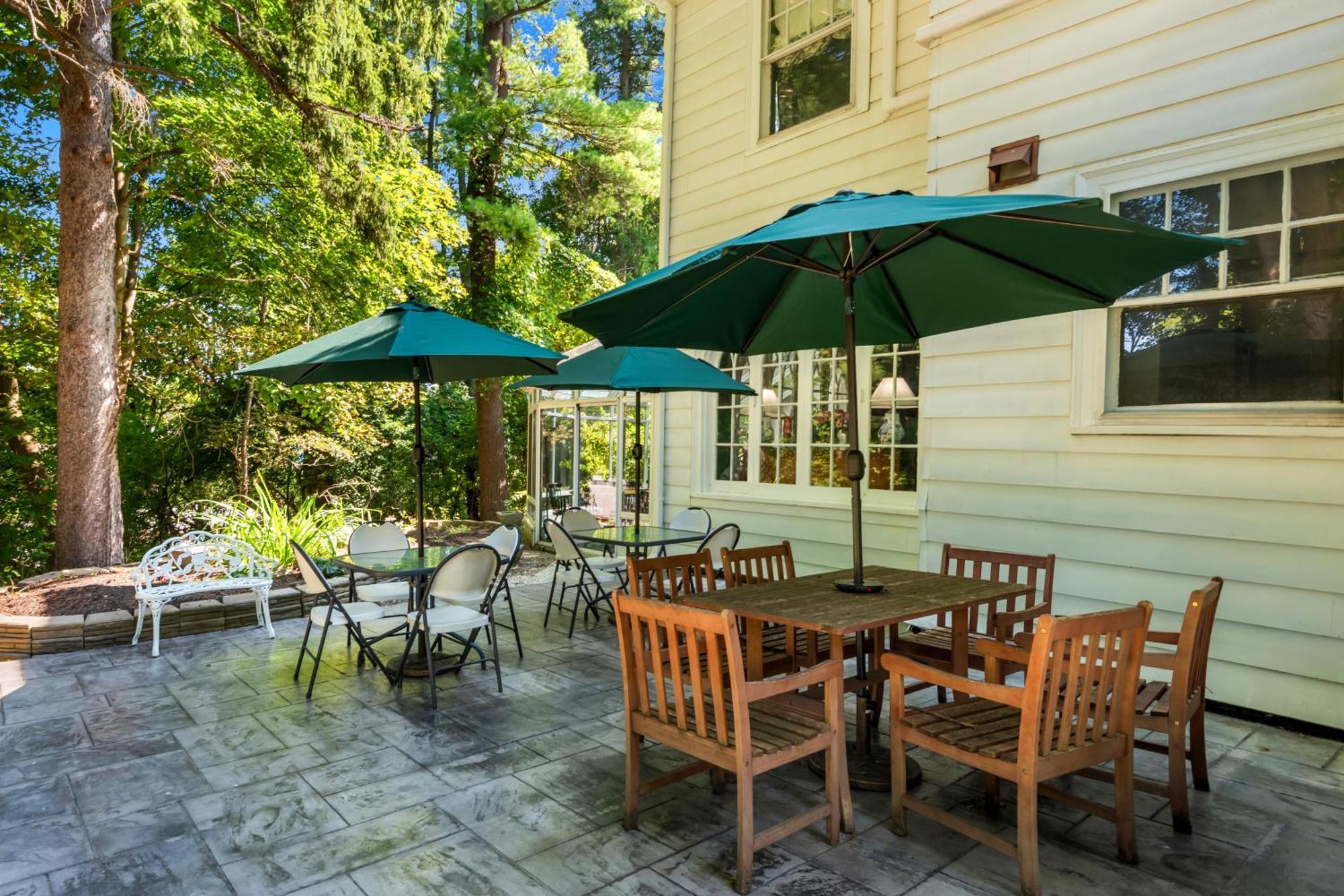 Benn Conger Inn Groton エクステリア 写真