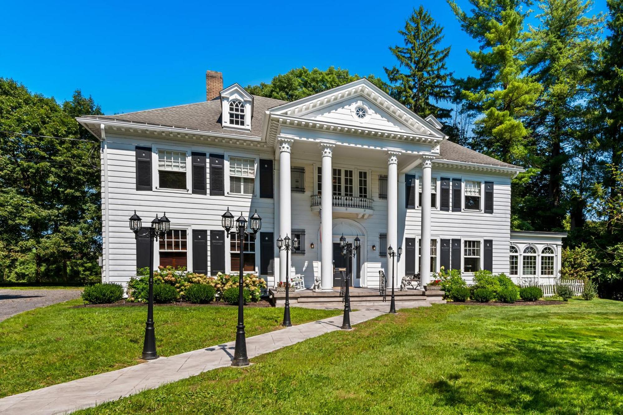 Benn Conger Inn Groton エクステリア 写真