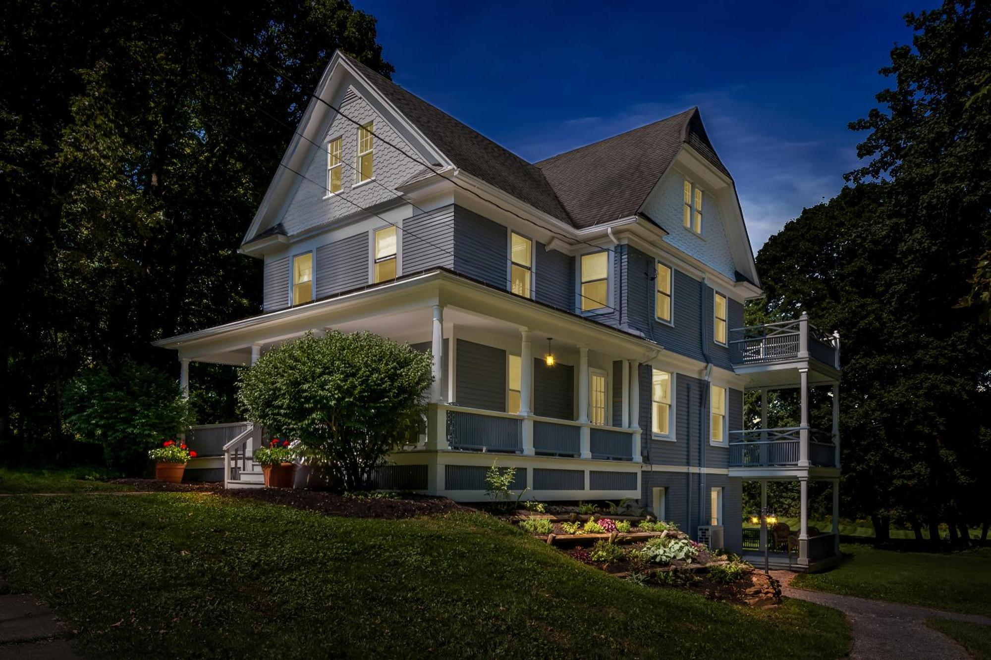 Benn Conger Inn Groton エクステリア 写真