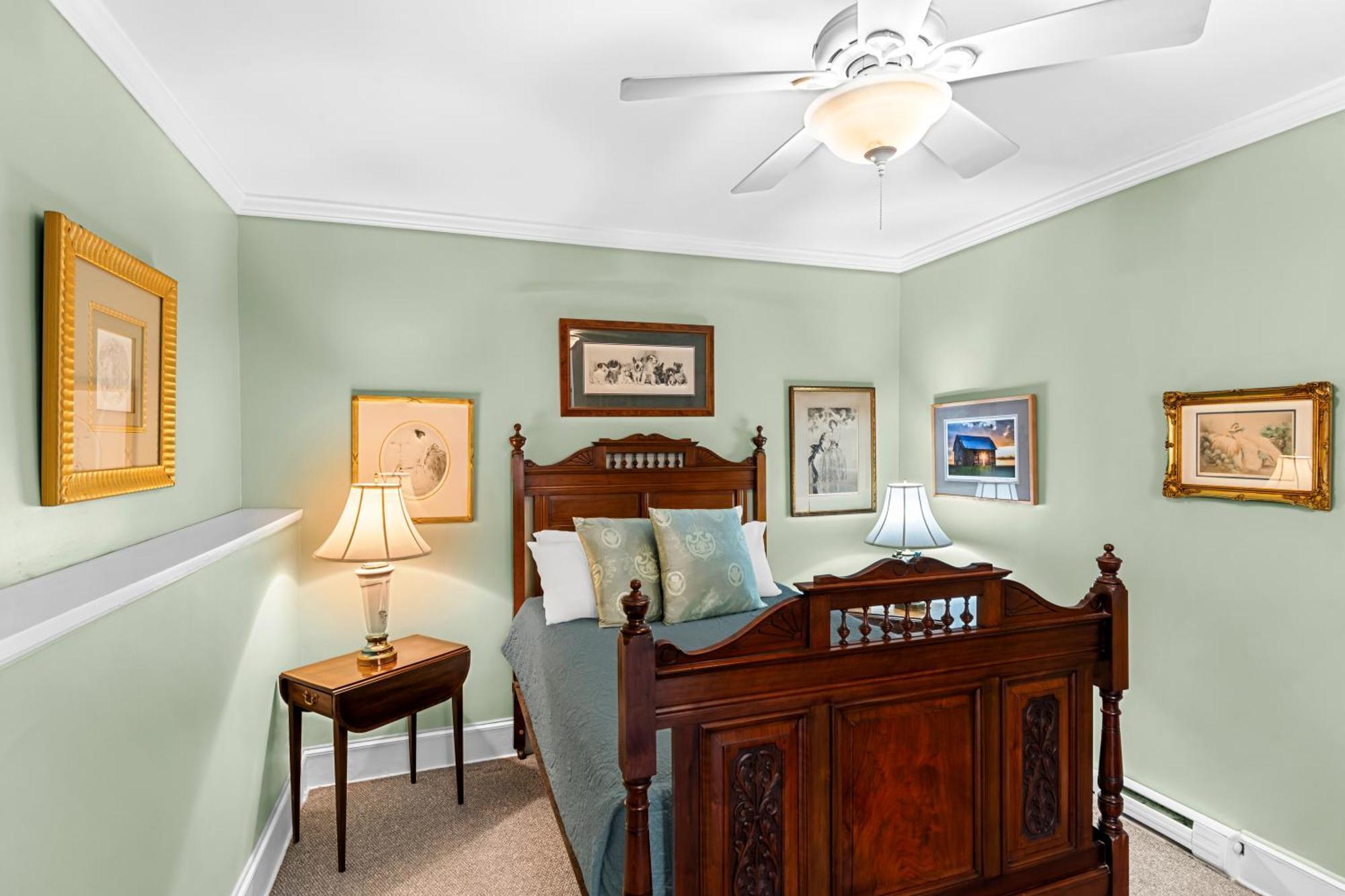 Benn Conger Inn Groton エクステリア 写真