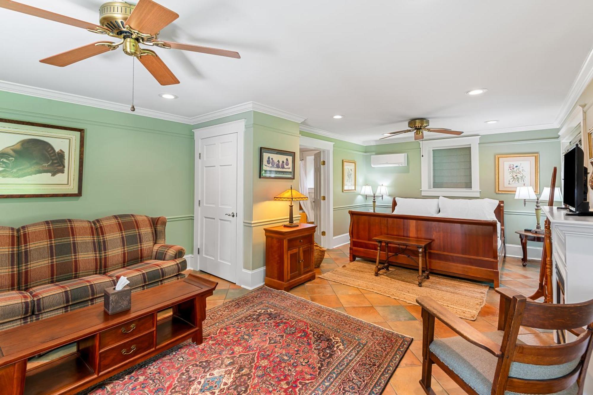 Benn Conger Inn Groton エクステリア 写真